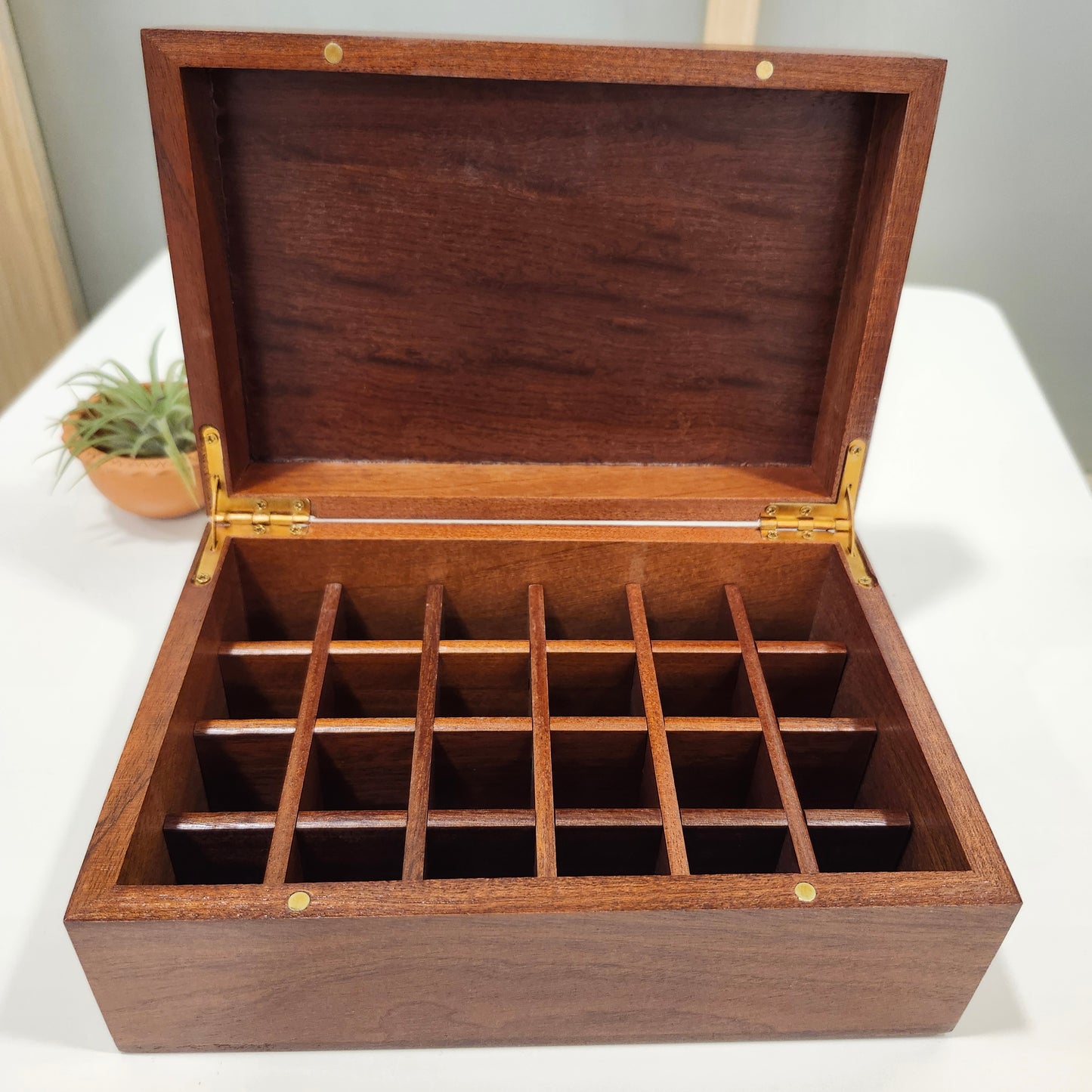 24支精油木盒 Wooden box
